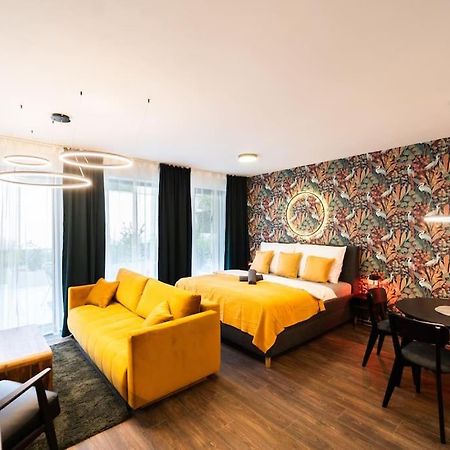 Gold Garden Terrace Apartment Brno Esterno foto