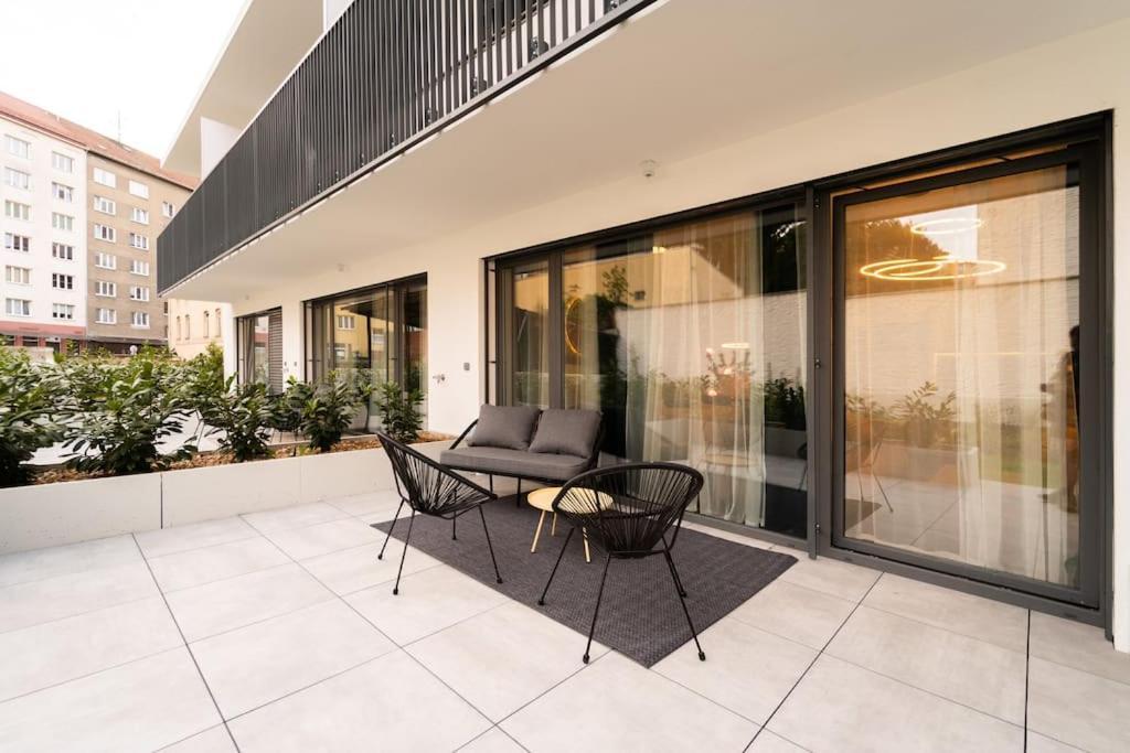 Gold Garden Terrace Apartment Brno Esterno foto